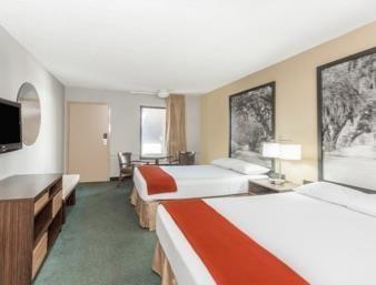 Hotel Super 8 By Wyndham Ga I-75